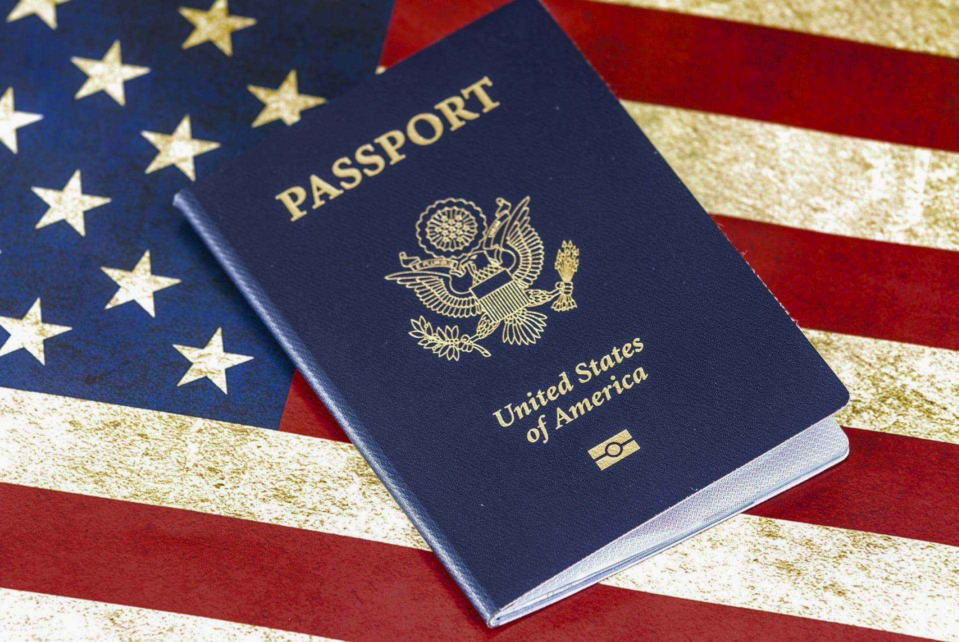 アメリカvisaサムネ